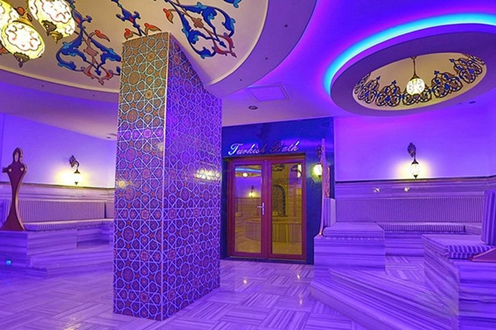 Двухкомнатная квартира с красивым видом на инфраструктуру