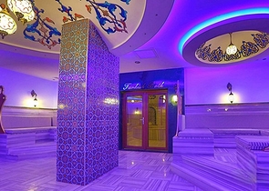 Двухкомнатная квартира с красивым видом на инфраструктуру