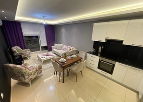 Двухкомнатная квартира с красивым видом на инфраструктуру