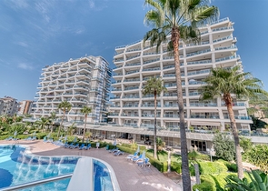 Двухкомнатная квартира с красивым видом на инфраструктуру