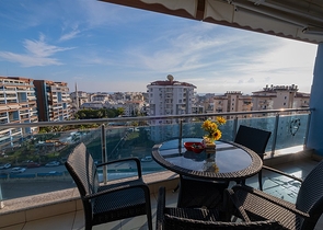 Просторная квартира 1+1 в центральном районе Алании