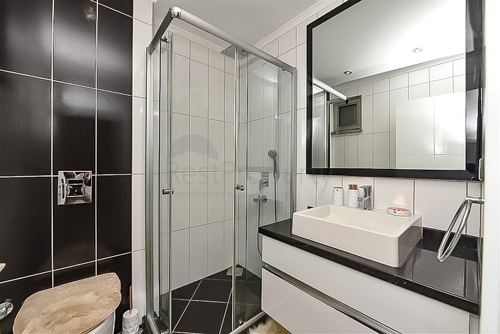 Просторная квартира в районе Оба