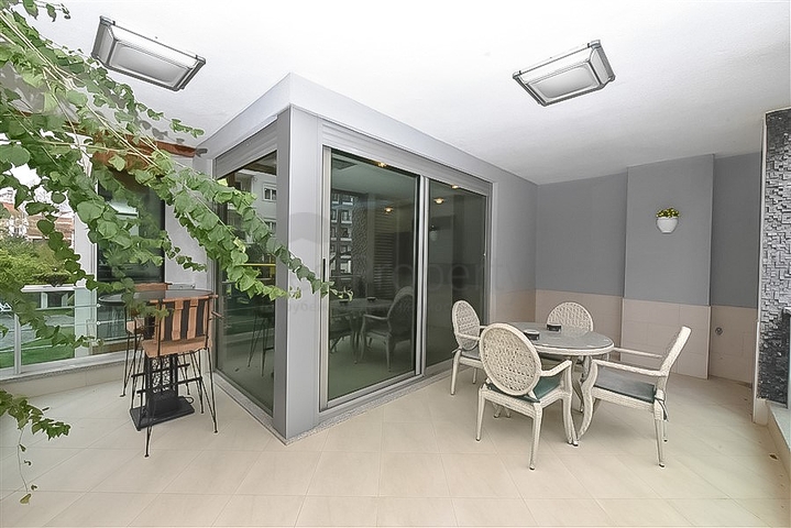 Просторная квартира в районе Оба