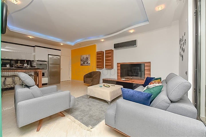 Просторная квартира в районе Оба