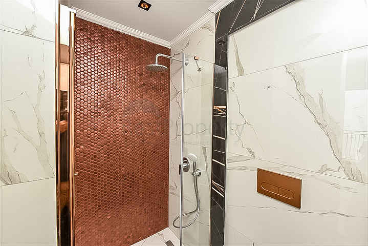 Двухкомнатная квартира в центре Алании с панорамным видом на море