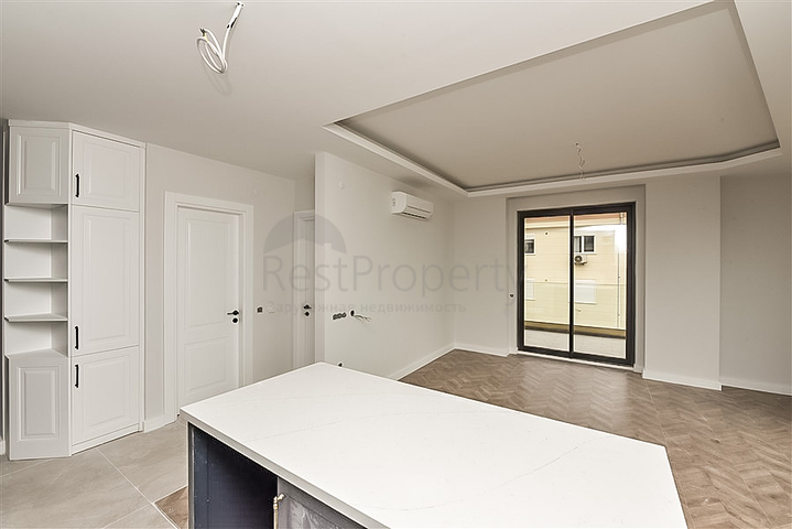 Двухкомнатная квартира в центре Алании с панорамным видом на море