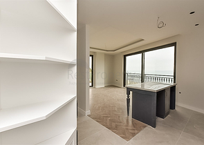 Двухкомнатная квартира в центре Алании с панорамным видом на море