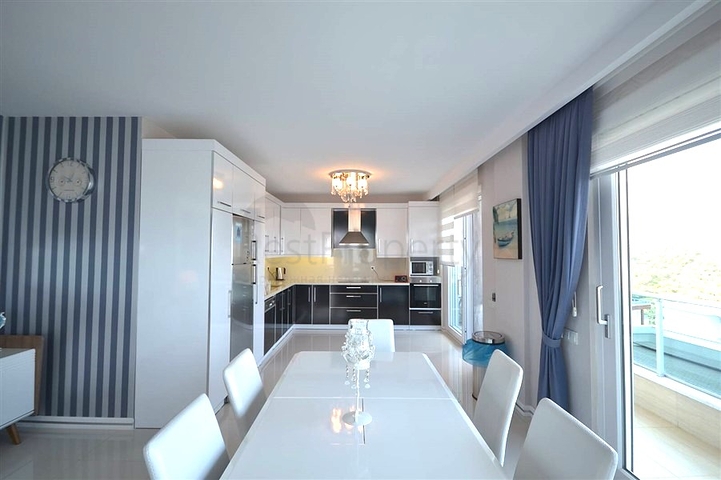 Меблированная вилла планировкой 3+1 в районе Каргыджак