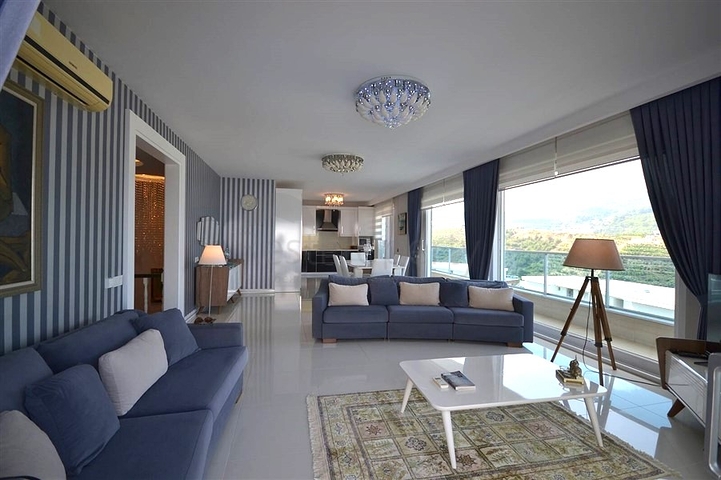 Меблированная вилла планировкой 3+1 в районе Каргыджак