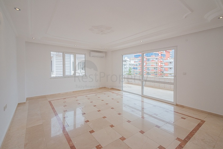 Пентхаус 4+2 на первой береговой линии