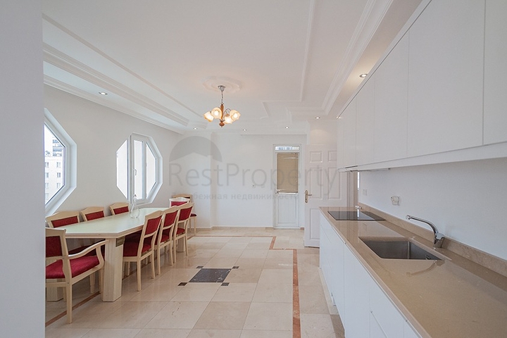 Пентхаус 4+2 на первой береговой линии