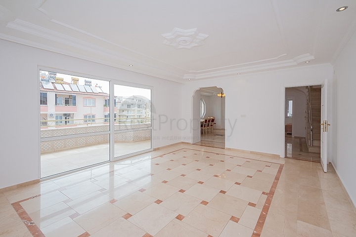 Пентхаус 4+2 на первой береговой линии