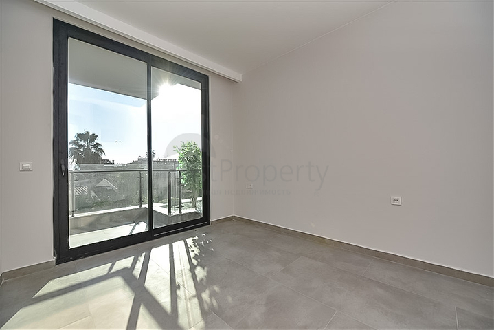 Квартира 1+1 в новом комплексе всего в 200 метрах от пляжа Клеопатры