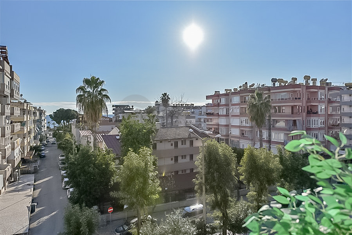 Двухкомнатная квартира в новом комплексе в районе Клеопатра