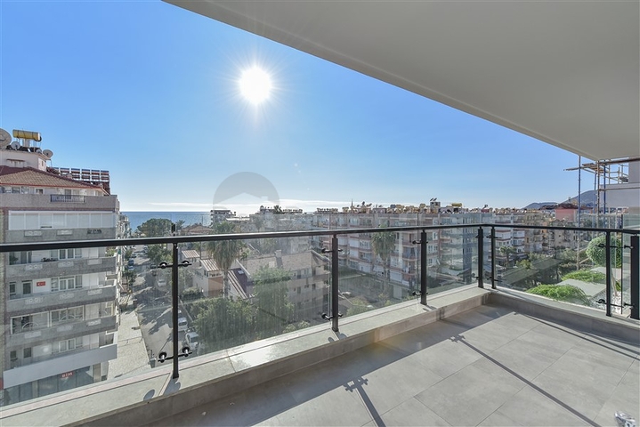 Квартира 1+1 в 200 метрах о пляжа Клеопатры с видом на море