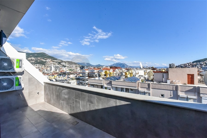 Просторный пентхаус на Клеопатре 