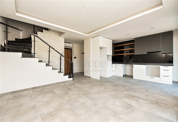 Просторный пентхаус на Клеопатре 