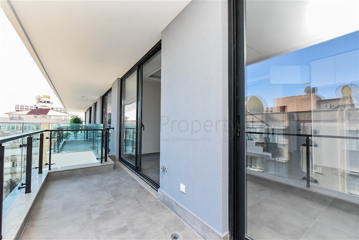 Просторный пентхаус на Клеопатре 