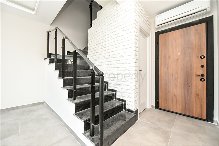 Просторный пентхаус на Клеопатре 