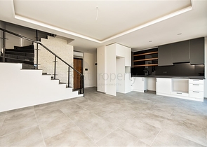 Просторный пентхаус на Клеопатре 