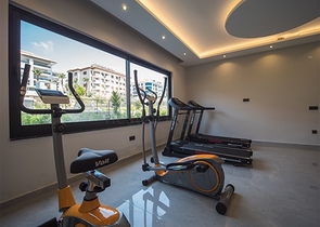 Трехкомнатная мебелированная квартира с видом на море