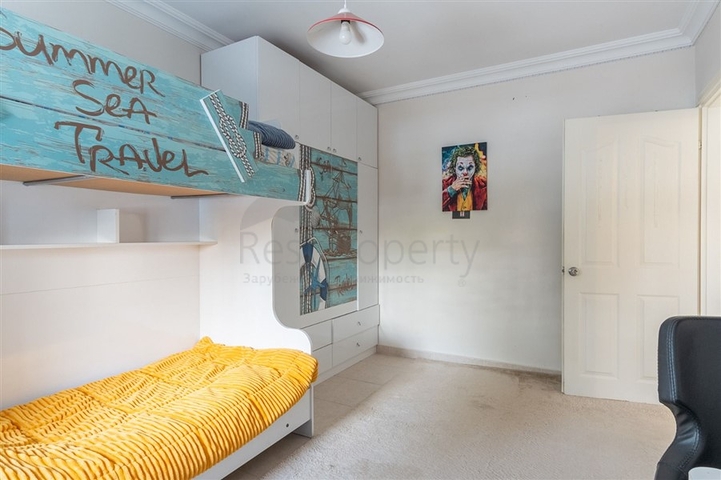 Квартира 2+1 большой площади в отличной локации в Джикджилли