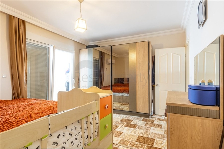 Квартира 2+1 большой площади в отличной локации в Джикджилли