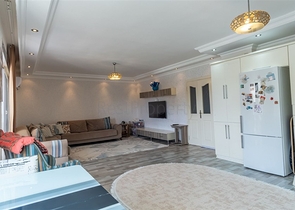 Квартира 2+1 большой площади в отличной локации в Джикджилли