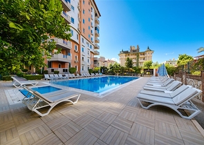 Квартира планировкой 2+1 в центре Алании