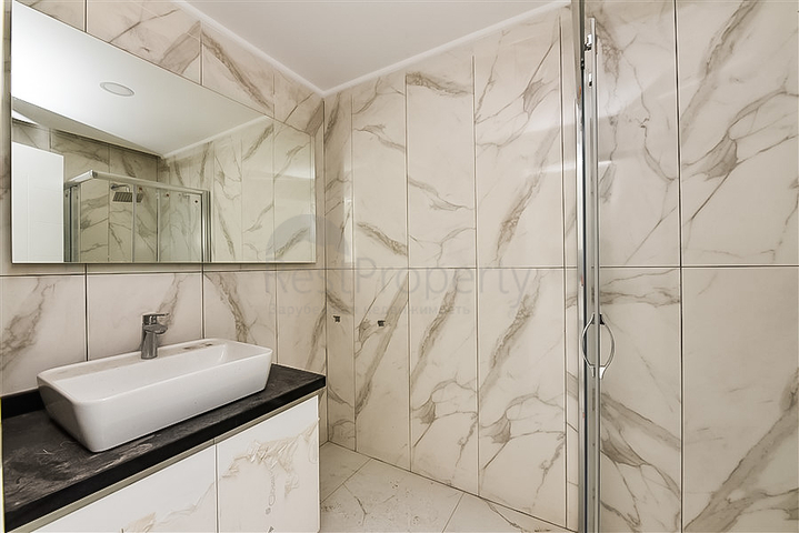 Квартира 1+1 с видом на горы и море в районе Махмутлар