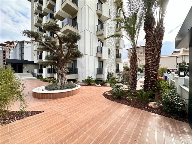 Пентхаус 2+1 в новом комплексе всего в 400 м от моря в центре Алании 