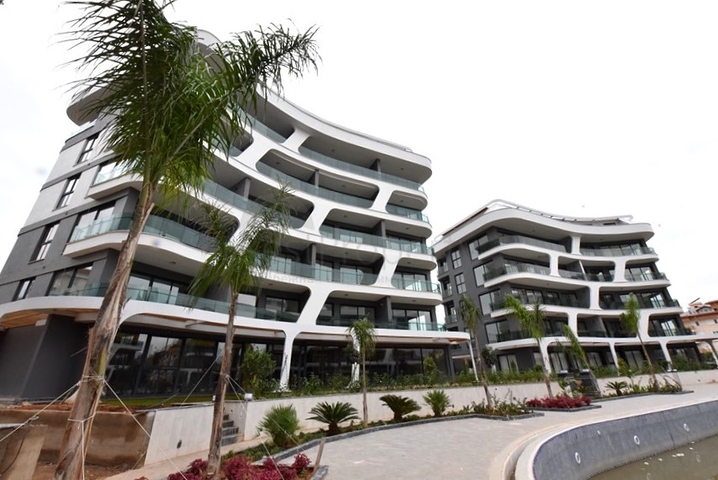 Квартира планировкой 2+1 в премиум комплексе в районе Оба