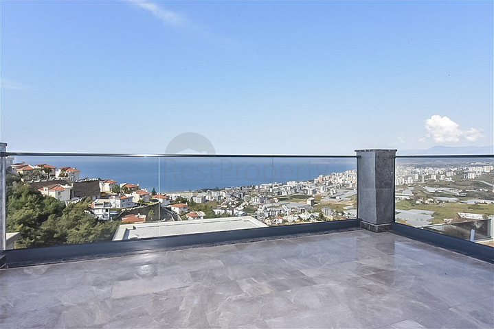 Частная вилла 4+1 в элитном закрытом жилом комплексе