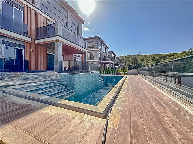 Частная вилла 4+1 в элитном закрытом жилом комплексе