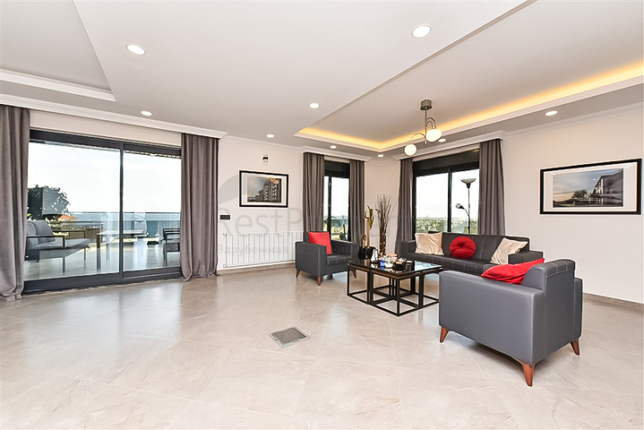 Частная вилла 4+1 в элитном закрытом жилом комплексе