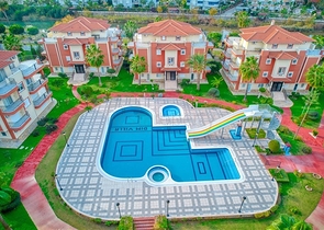 Пентхаус 4+1 на берегу реки в районе Кестель