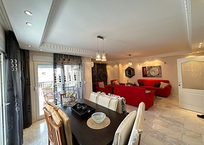 Пентхаус 4+1 на берегу реки в районе Кестель