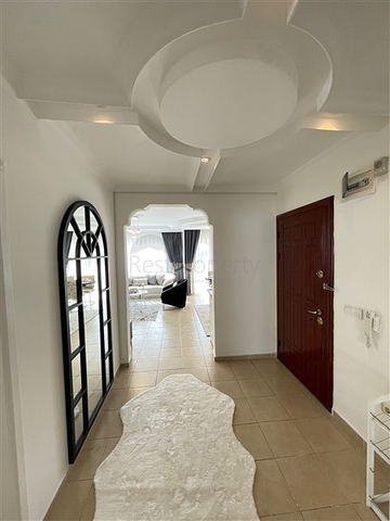 Квартира планировкой 2+1 в центре Алании