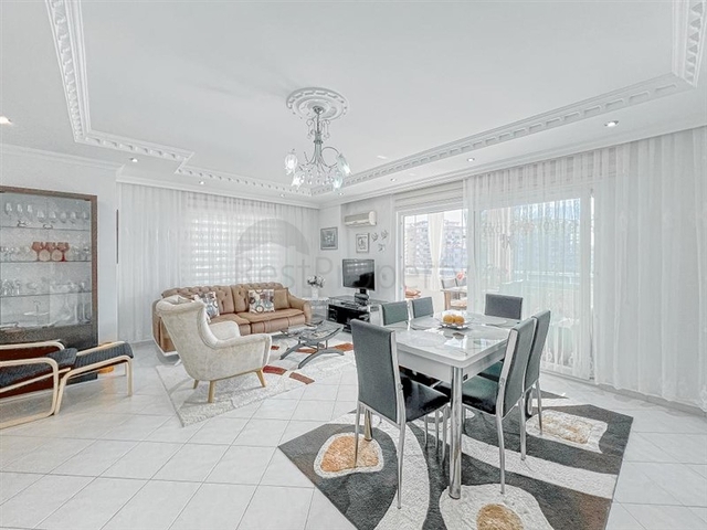 Квартира 2+1 свидом на море и горы в районе Махмутлар