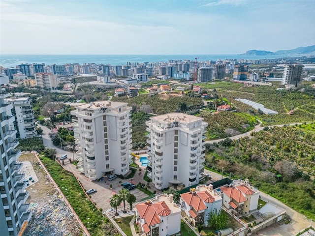 Квартира 2+1 свидом на море и горы в районе Махмутлар