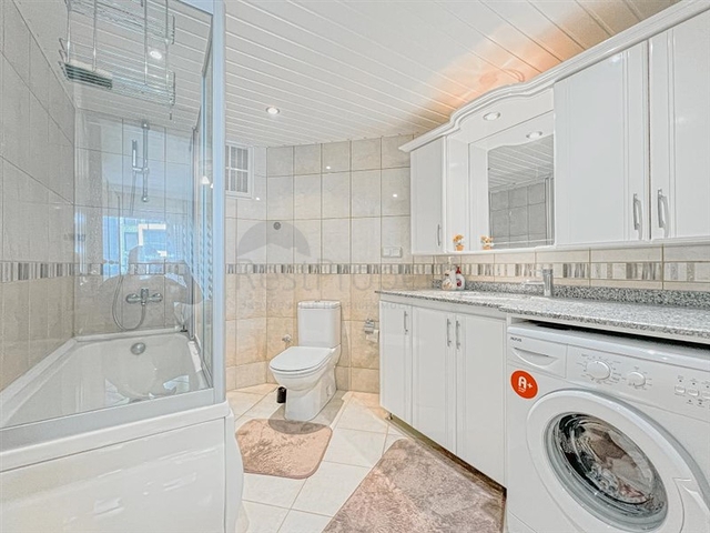 Квартира 2+1 свидом на море и горы в районе Махмутлар