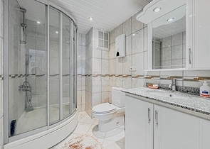 Квартира 2+1 свидом на море и горы в районе Махмутлар