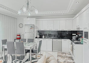 Квартира 2+1 свидом на море и горы в районе Махмутлар