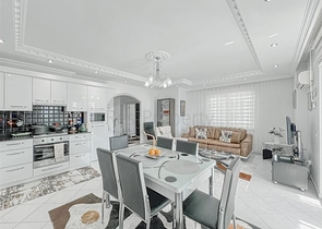 Квартира 2+1 свидом на море и горы в районе Махмутлар