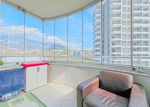 Квартира 2+1 свидом на море и горы в районе Махмутлар