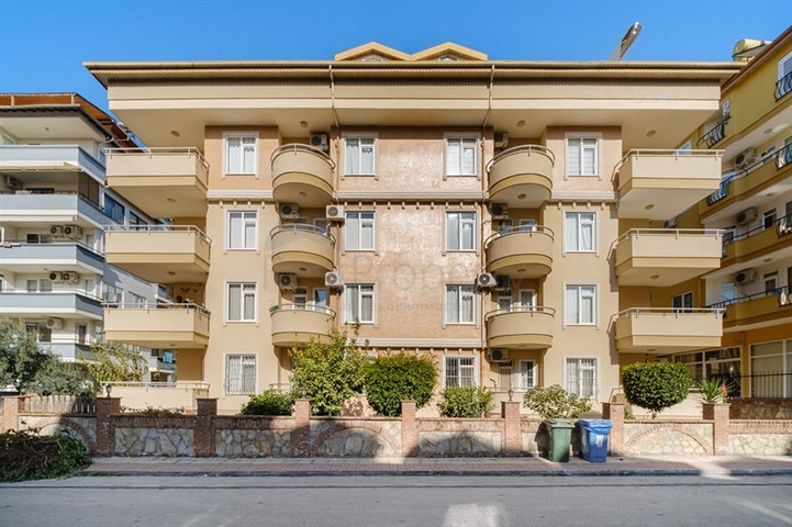 Уютная 2+1 в центре Алании