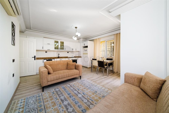 Уютная 2+1 в центре Алании