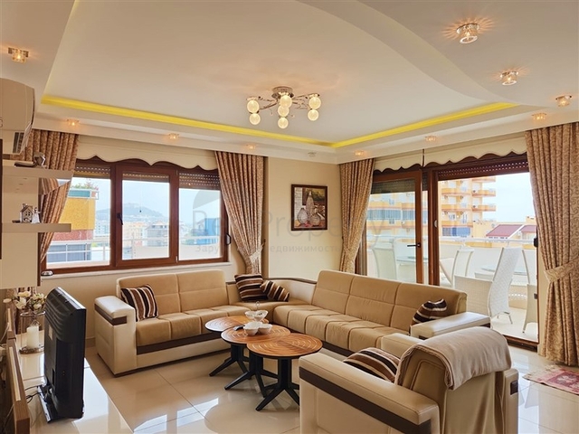 Просторная квартира 2+1 в 100м от моря