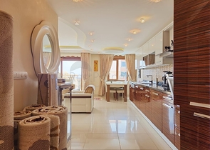 Просторная квартира 2+1 в 100м от моря