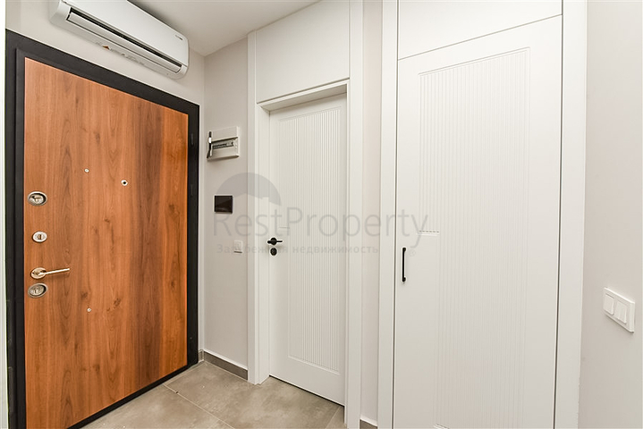 Квартира с видом на море в 200м от пляжа Клеопатра